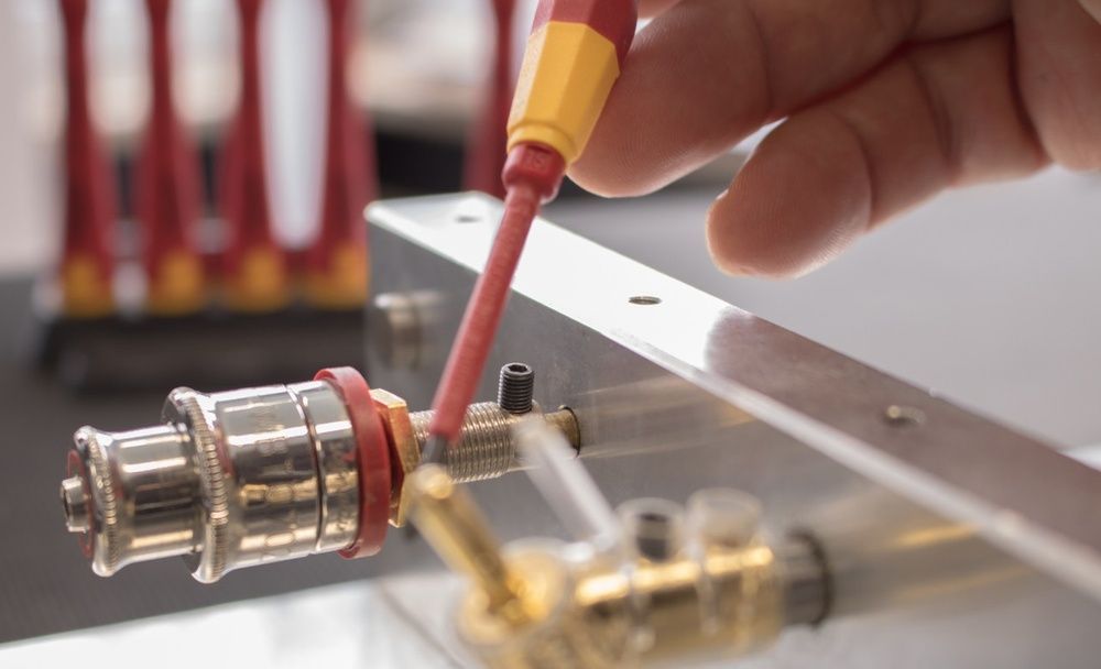 Тонка мікро викрутка шліц SL 2.5 х 65 мм PicoFinish electric Wiha 42376 42376 фото