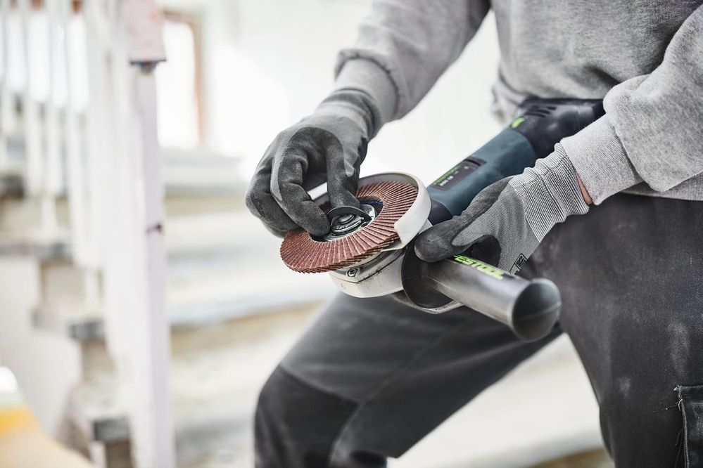 Аккумуляторная угловая шлифовальная машинка AGC 18-125 5.0 EBI-Plus Festool 577700 577700 фото