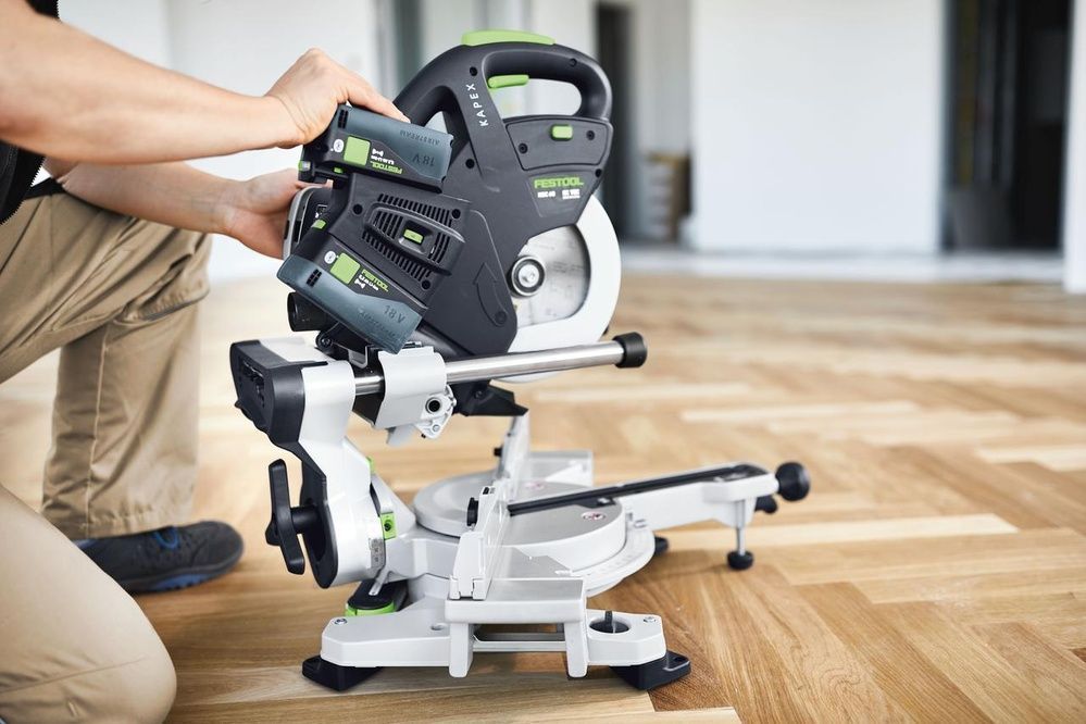 Пила торцювальна з протяжкою акумуляторна KAPEX KSC 60 EB-Basic Festool 577775 577775 фото